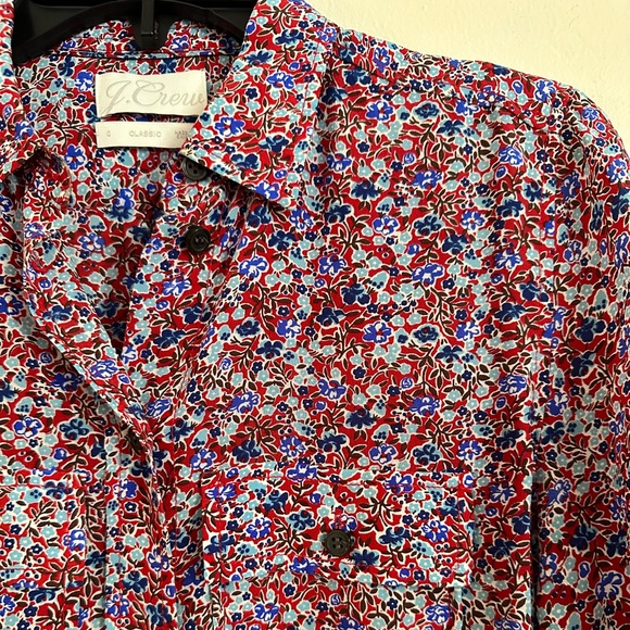JCrew Classic-fit silk shirt in floral. Size 0. - Picture 10 of 16